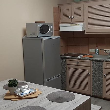 Petit Appartement Cosy Бастон Екстериор снимка